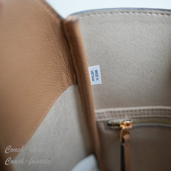 NWT Tory Burch Thea Small Slouchy Shoulder Bag 170244 in Tiramisu - Picture 10 of 10